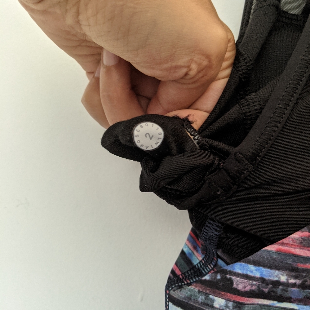 Lululemon Break Free Tank Nulux Hinshu Alpine 2 - Picture 15 of 15